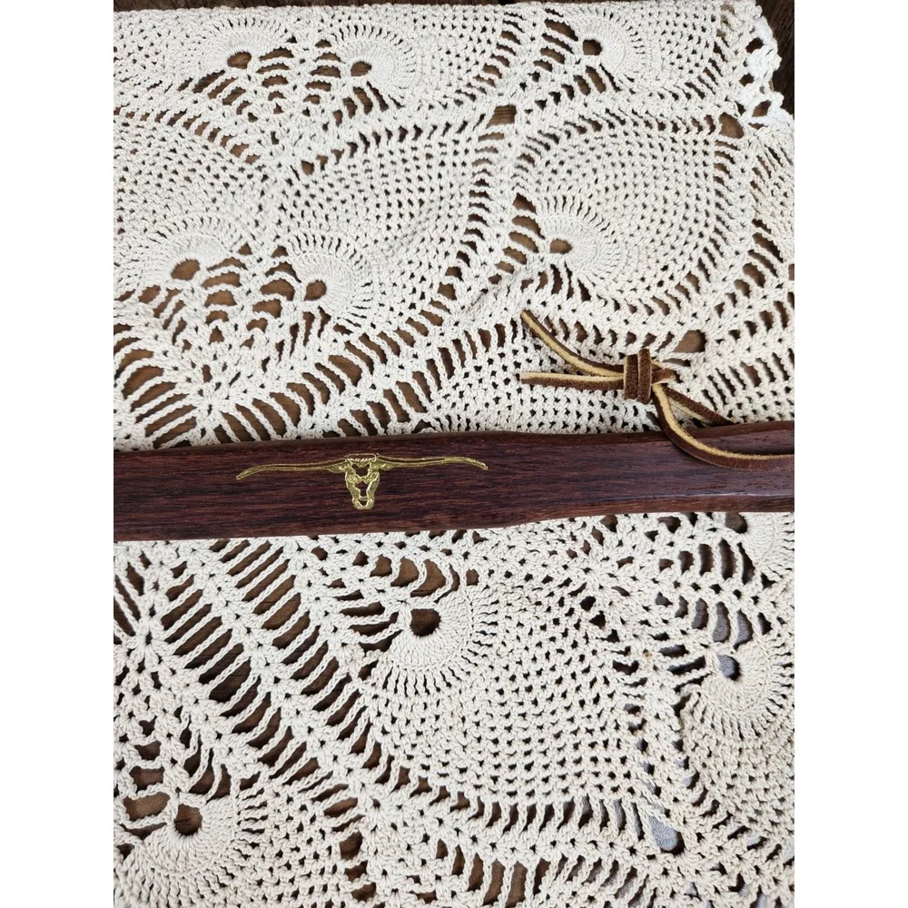 Vintage Utica Super Edge Steak Knife Longhorn‎ Steer Medallion Wood Handle USA